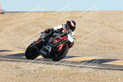 media/Nov-29-2025-TrackXperience (Sat) [[2953a387f4]]/2-Level 2/Session 6 (Turn 12)/